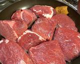 牛ホホ（スネ）肉赤ワイン煮　イタリアン編作り方3写真