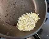 カリカリしらすとトローり卵のサラダ作り方1写真