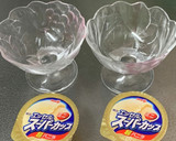 おうちでカフェ気分＊いちごパフェ作り方1写真