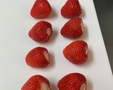 おうちでカフェ気分＊いちごパフェ作り方4写真