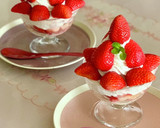 おうちでカフェ気分＊いちごパフェ作り方11写真