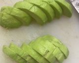 新玉葱アボカドいかなご釘煮の　マヨサラダ作り方3写真