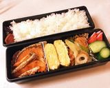 和風な鮭弁当作り方2写真