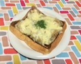 超簡単☆旨味堪能！オニオングラタンパン作り方9写真