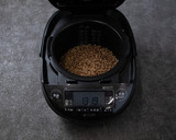 皮つきもち麦のみを炊飯器で炊く01作り方2写真