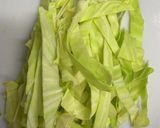 キャベツと溶き卵・優しい甘味のお味噌汁作り方1写真