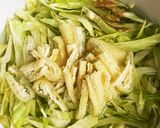 キャベツと溶き卵・優しい甘味のお味噌汁作り方3写真
