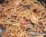 玉ねぎと豚肉炒め　ポン酢＆焼肉のタレ作り方8写真