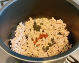 豚ひき肉とレタスと玉ねぎのトロトロあん作り方1写真