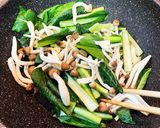 しめじ小松菜しらすパスタ作り方1写真