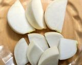 とろんと香ばしい☆蕪と厚揚げの炒め煮作り方2写真