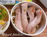 簡単豚トロもやし炒め日の丸ご飯サラダ弁当作り方1写真