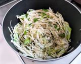 超低糖質！えのきと葱のゴマ味噌しらたき麺作り方5写真