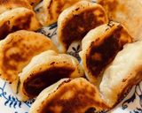 肉汁溢れる餃子（包み方焼き方手順込み）作り方15写真