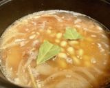 大豆と塩鶏のスープ作り方5写真
