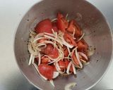 新玉ねぎとトマトのハニマスサラダ作り方2写真