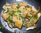 簡単！銀鮭と舞茸の生姜炒め作り方4写真