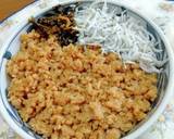 鶏そぼろ丼2(しらす、高菜と合わせ)作り方5写真