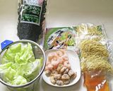 かんたん、レタスでサッパリ海鮮湯麺！作り方1写真