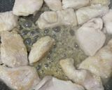 簡単おかず！鶏むねのはちみつ味噌炒め作り方2写真
