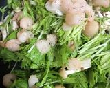簡単10分　水菜キノコシーフード作り方3写真