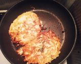 簡単☆サラダチキンのキャベツ焼き作り方2写真