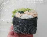 半分に折るだけ。ヘルシーサラダおりぎり作り方11写真