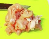 ピリ辛鶏肉炒め。作り方1写真