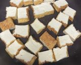 厚揚げを焼いてねぎ、ごま、かつお節作り方2写真