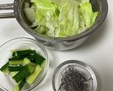 レタスと胡瓜の塩昆布炒め作り方1写真