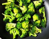デリ風お手軽ブロッコリーのオーロラ炒め作り方3写真