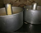 米粉ｽﾀｲﾘｯｼｭ型18㎝ｼﾌｫﾝ2台作り方11写真