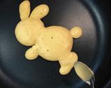 ウサギのパンケーキ♡ふんわり焼くコツ伝授作り方3写真