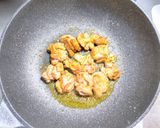 鶏もも肉のカレー炒めトマト合わせパスタ作り方3写真