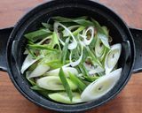 レンジで簡単♪豚バラとネギの重ね蒸し作り方3写真
