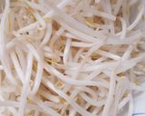 簡単♪もやしと塩こんぶのピリ辛和え作り方1写真