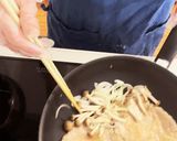 うま味倍増！きのこソースのポークソテー作り方7写真