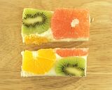 フルーツたっぷり！チーズオープンサンド作り方6写真