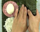 ボリューム満点！紫キャベツのおにぎらず作り方6写真