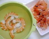 簡単！三つ葉とエビのカルパッチョ作り方1写真