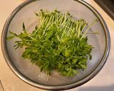 電子レンジで簡単！豆苗の豚肉巻き作り方1写真