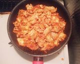 簡単☆豚キムチ煮込みうどん作り方1写真