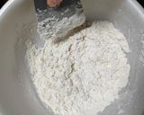 簡単ピザ生地✿照焼チキンとエビ&シラス作り方1写真