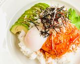 63℃ サーモンとアボカドのうま辛丼作り方33写真