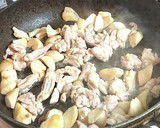 せせりとエリンギの甘辛炒め作り方2写真