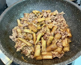 牛肉とたたき新ごぼうの炒め煮作り方10写真