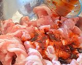 下味にこだわり! 豚キムチの温泉卵のせ♪作り方3写真