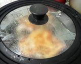 フライパンで超簡単！鶏ももの蒸し焼き作り方3写真