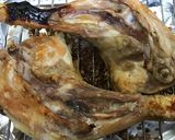 骨付き鶏モモ肉の桜スモークチップス焼き作り方3写真