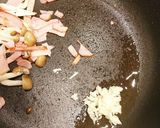 ベーコンとしめじのニンニク焼きそば作り方5写真